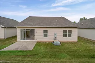 215 Village Dr, Green Hills, OH 44131 - Photo 18