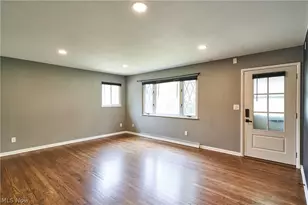 1500 Marlowe Ave, Akron, OH 44313 - Photo 2