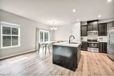 7230 Hillsview Drive, Concord Twp, OH 44077 - Photo 2