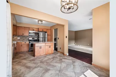 4402 Valleyside Road, Loveland, OH 44135 - Photo 12