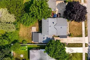 4402 Valleyside Rd, Loveland, OH 44135 - Photo 2