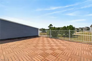469 Harbor Ln, Lorain, OH 44052 - Photo 46