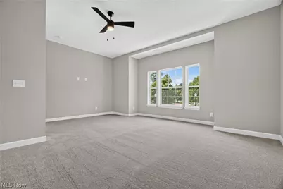 469 Harbor Lane, Lorain, OH 44052 - Photo 28