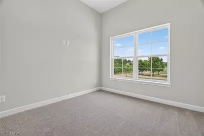 469 Harbor Lane, Lorain, OH 44052 - Photo 18