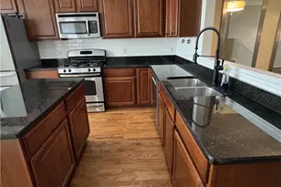 393 Caleb Dr, Akron, OH 44321 - Photo 6