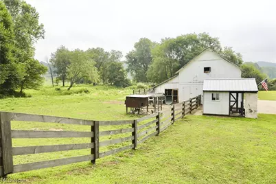 10373 Township Road 54, Killbuck, OH 44637 - Photo 8