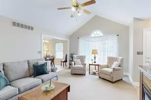 142 Carly Ct, Hartville, OH 44632 - Photo 6