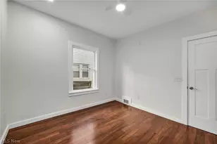 2124 Wascana Ave, Oakwood, OH 44107 - Photo 30