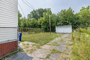 9500 Parkview Ave, Loveland, OH 44104 - Photo 30