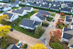 205 Village Dr, Green Hills, OH 44131 - Photo 24