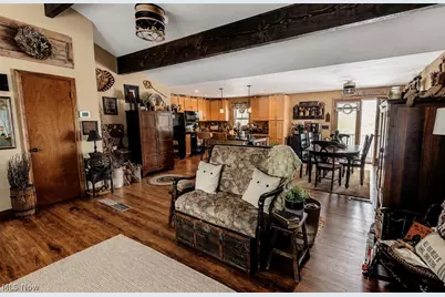 905 West Drive, Sheffield Lake, OH 44054 - Photo 6