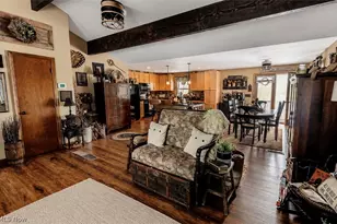 905 West Dr, Sheffield Lake, OH 44054 - Photo 6