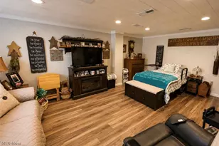 905 West Dr, Sheffield Lake, OH 44054 - Photo 16