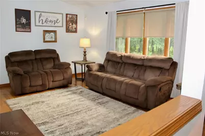 9555 S Salem Warren Road, Salem, OH 44460 - Photo 4