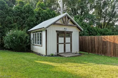 403 Engadine Court SW, Sugarcreek, OH 44681 - Photo 20