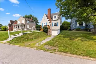 3821 Lindberg Way, Weirton, WV 26062 - Photo 2