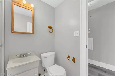 2133 W 98th Street #4, Loveland, OH 44102 - Photo 18