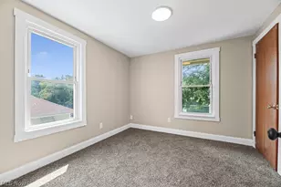 631 W Oregon Ave, Sebring, OH 44672 - Photo 14