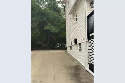 240 E Miller Avenue, Akron, OH 44301 - Photo 26