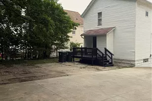 240 E Miller Ave, Akron, OH 44301 - Photo 30
