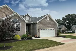 203 Leeward, Vermilion, OH 44089 - Photo 2