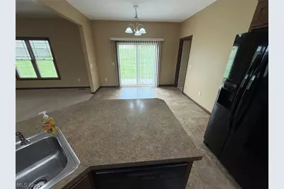 485 Gasser Circle SE, New Philadelphia, OH 44663 - Photo 12