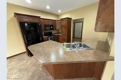 485 Gasser Circle SE, New Philadelphia, OH 44663 - Photo 14