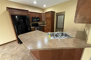 485 Gasser Cir SE, New Philadelphia, OH 44663 - Photo 14