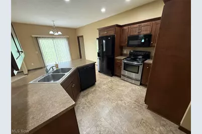 485 Gasser Circle SE, New Philadelphia, OH 44663 - Photo 10