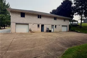 6218 Island Dr NW, Canton, OH 44718 - Photo 34