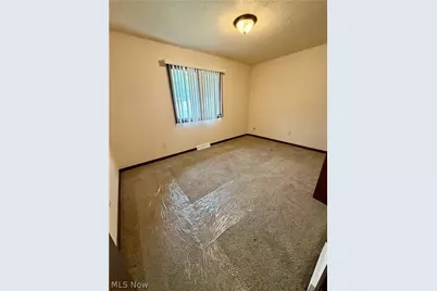 6218 Island Drive NW, Canton, OH 44718 - Photo 12