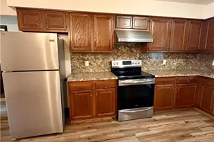 6218 Island Dr NW, Canton, OH 44718 - Photo 8