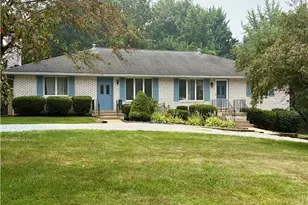 6218 Island Dr NW, Canton, OH 44718 - Photo 1