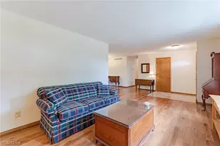86 Blue Hill Ln, Fairlawn, OH 44333 - Photo 4