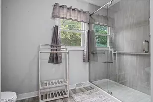 508 Loomis Ave, Cuyahoga Falls, OH 44221 - Photo 14