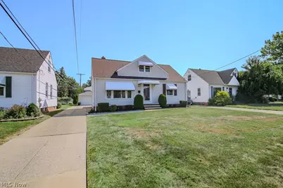 253 E 288th Street, Willowick, OH 44095 - Photo 32