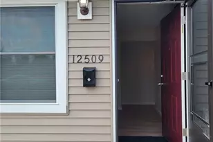 12509 Hirst Ave, Loveland, OH 44135 - Photo 8