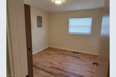 12509 Hirst Avenue, Loveland, OH 44135 - Photo 18