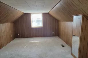 12509 Hirst Ave, Loveland, OH 44135 - Photo 12
