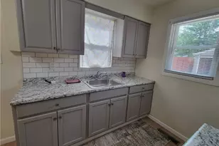 12509 Hirst Ave, Loveland, OH 44135 - Photo 28