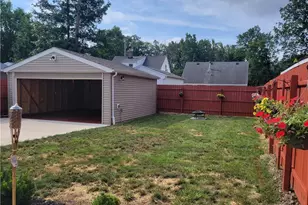12509 Hirst Ave, Loveland, OH 44135 - Photo 6