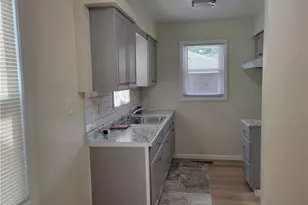 12509 Hirst Ave, Loveland, OH 44135 - Photo 26