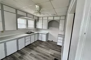 1349 E Main St, Coshocton, OH 43812 - Photo 8