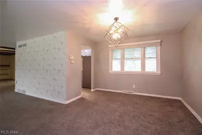 2985 Heatherbrae Drive, Youngstown, OH 44514 - Photo 6