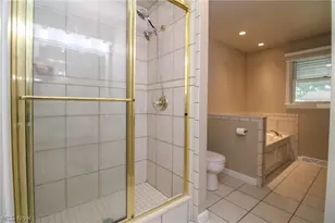 2985 Heatherbrae Dr, Youngstown, OH 44514 - Photo 20