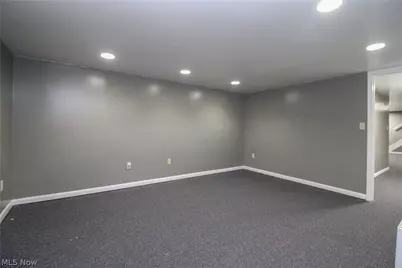 2985 Heatherbrae Drive, Youngstown, OH 44514 - Photo 30