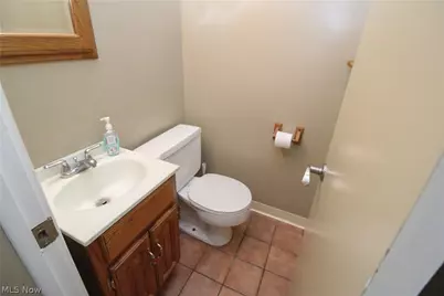 2985 Heatherbrae Drive, Youngstown, OH 44514 - Photo 24