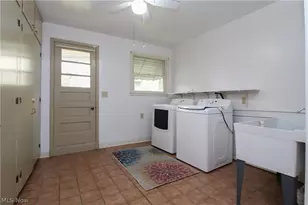 2985 Heatherbrae Dr, Youngstown, OH 44514 - Photo 26