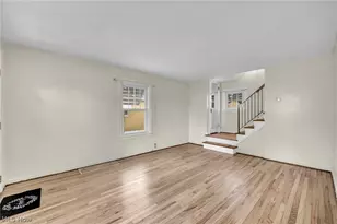 127 Lafayette St, Elyria, OH 44035 - Photo 14