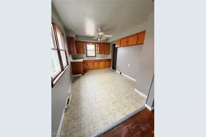 1408 E Boston Avenue, Youngstown, OH 44502 - Photo 4